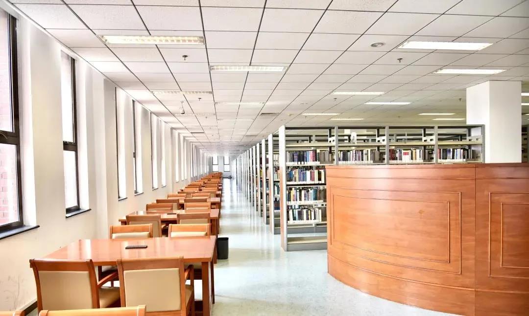 全辽宁省最大的图书馆,辽宁省图书馆多功能厅