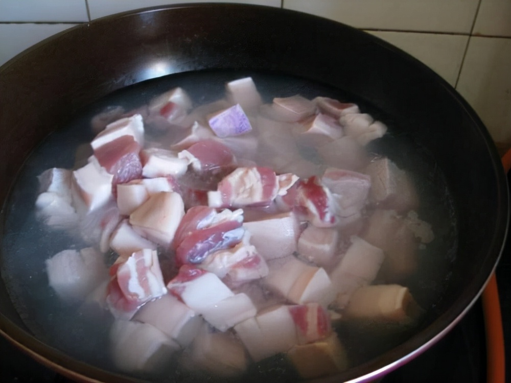 天冷炖点肉的做法,让炖肉更加软烂的窍门还省时省火