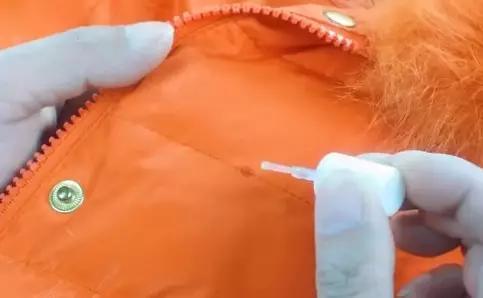 羽绒服钻毛小妙招,羽绒服内里钻毛有什么好的办法吗