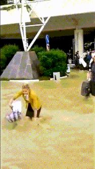 搞笑gif图原谅我不厚道的笑了,搞笑gif段子实在是猝不及防啊