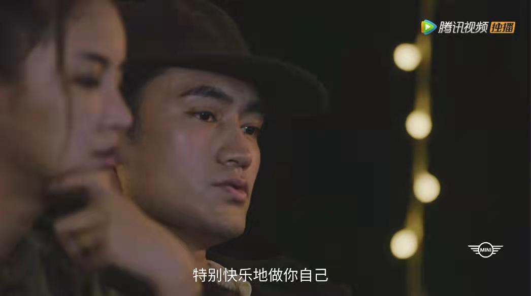 专家建议开放三胎，评论区留下千句脏话：生娃前，没人告诉我这些