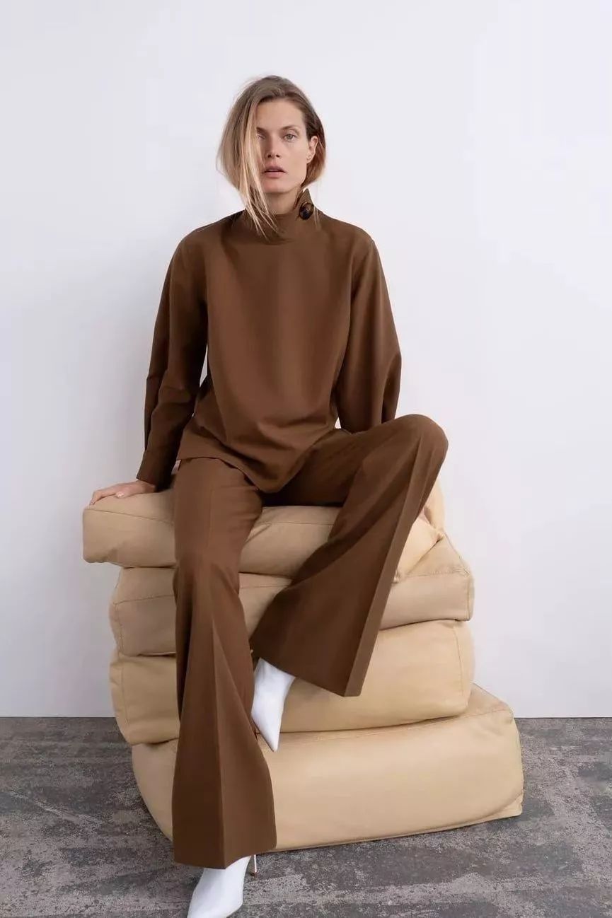 毛衣裤子显瘦款,直筒裤和阔腿裤哪个显高显瘦