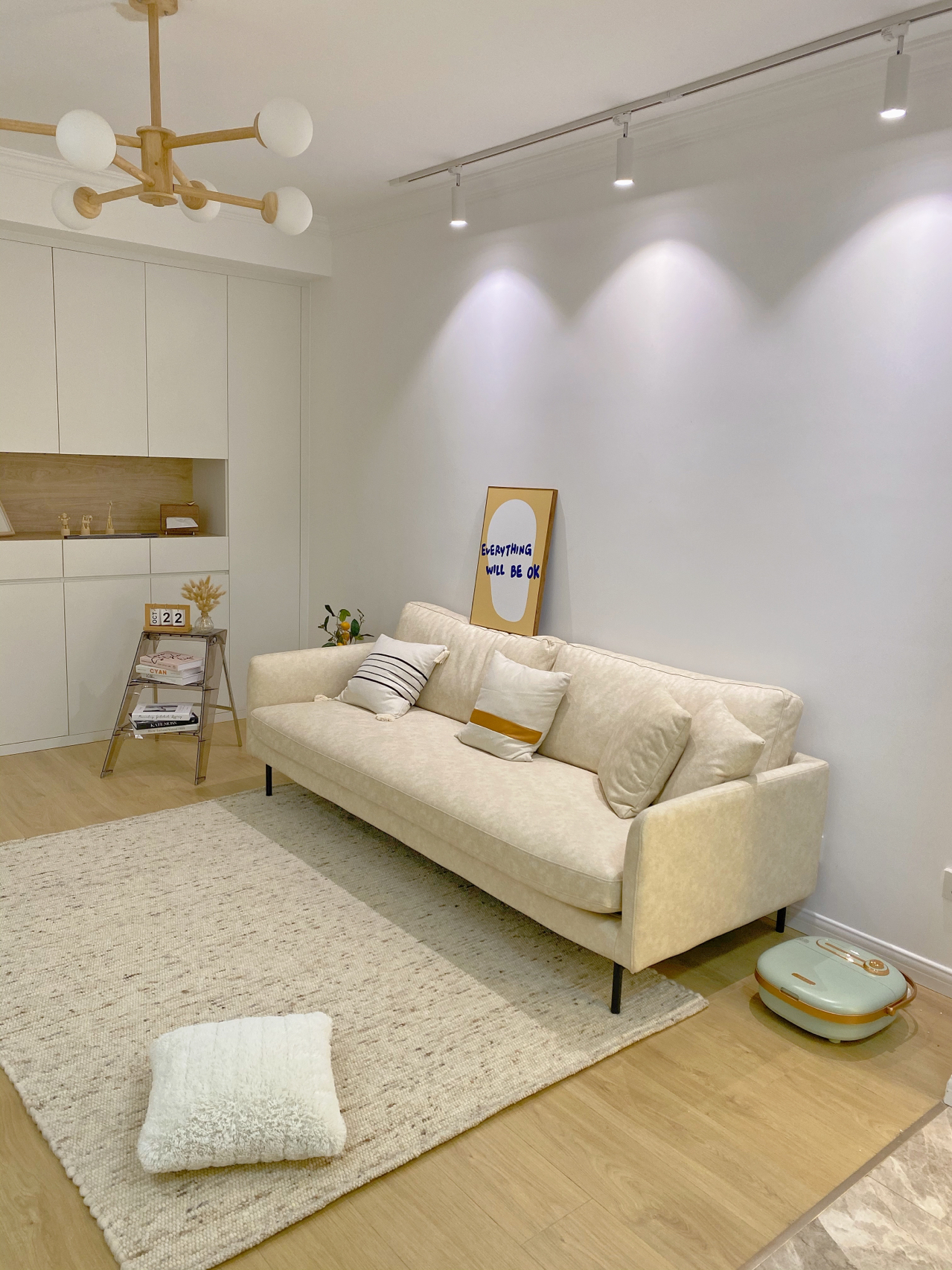 无沙发无茶几客厅设计,客厅极简无茶几设计