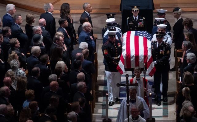 为什么有人亲人死亡也哭不出来,为什么有的亲人去世自己不会哭