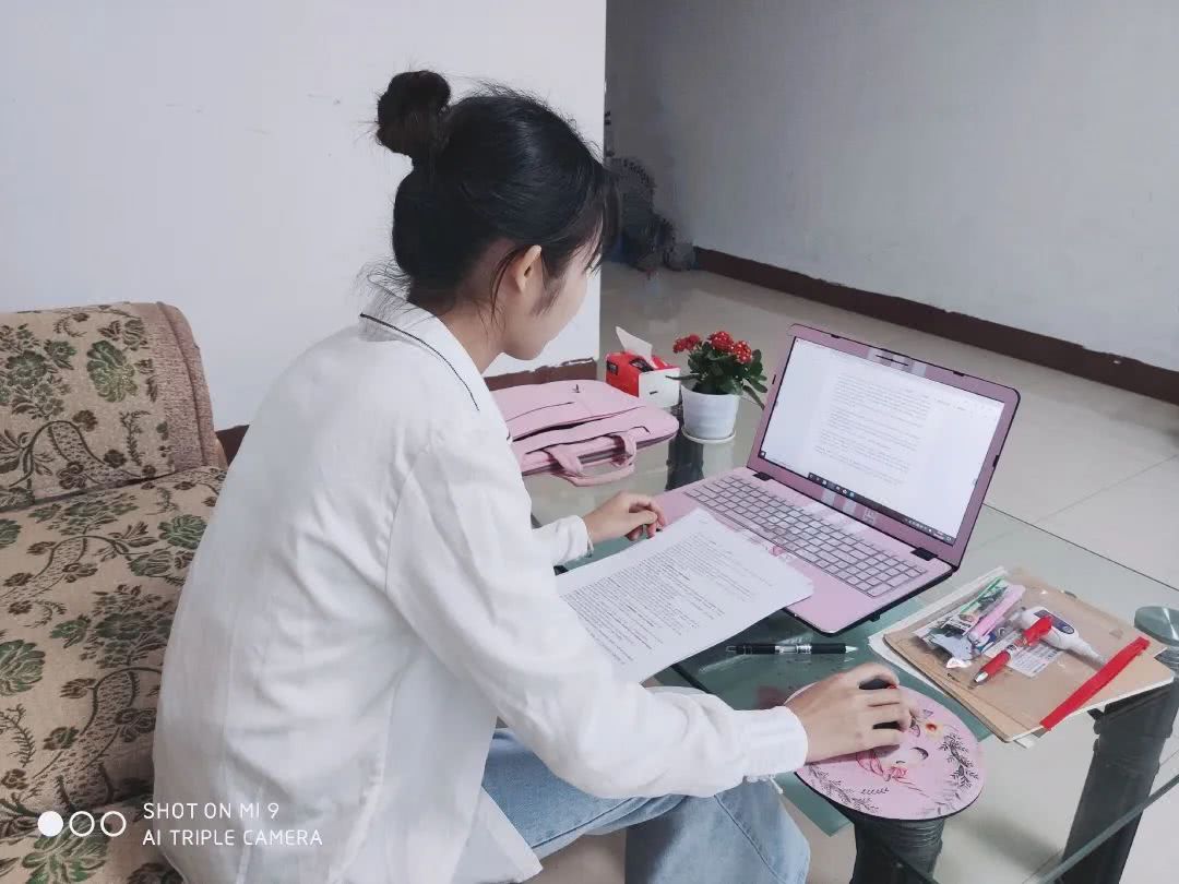 学霸宅家,学霸们学习成绩好吗