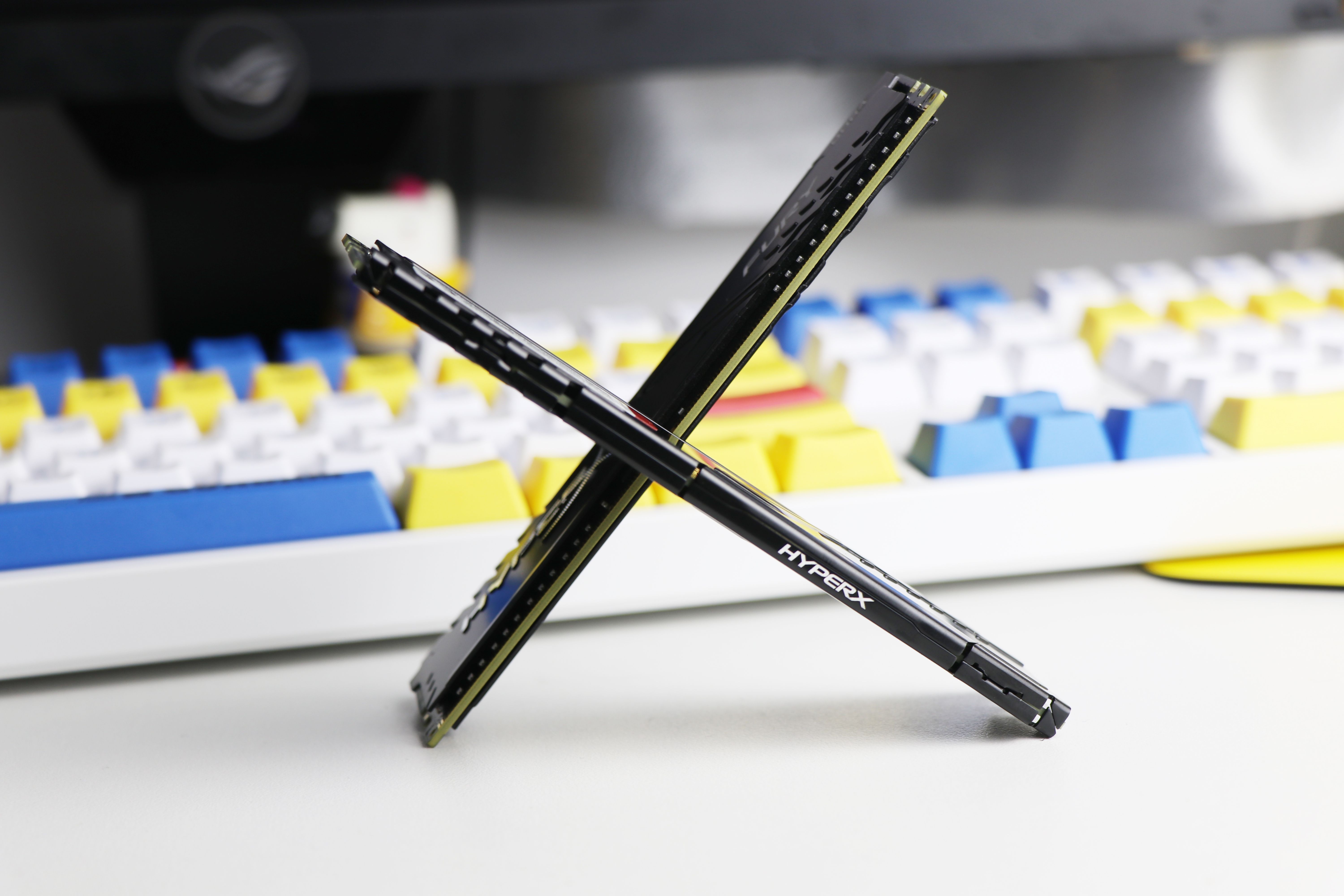 海盗船ddr43000超频,amdr33200g超频教程