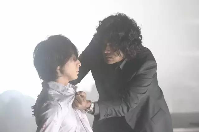 结局赤裸裸的讽刺,这部日本片,值得5星推荐一下