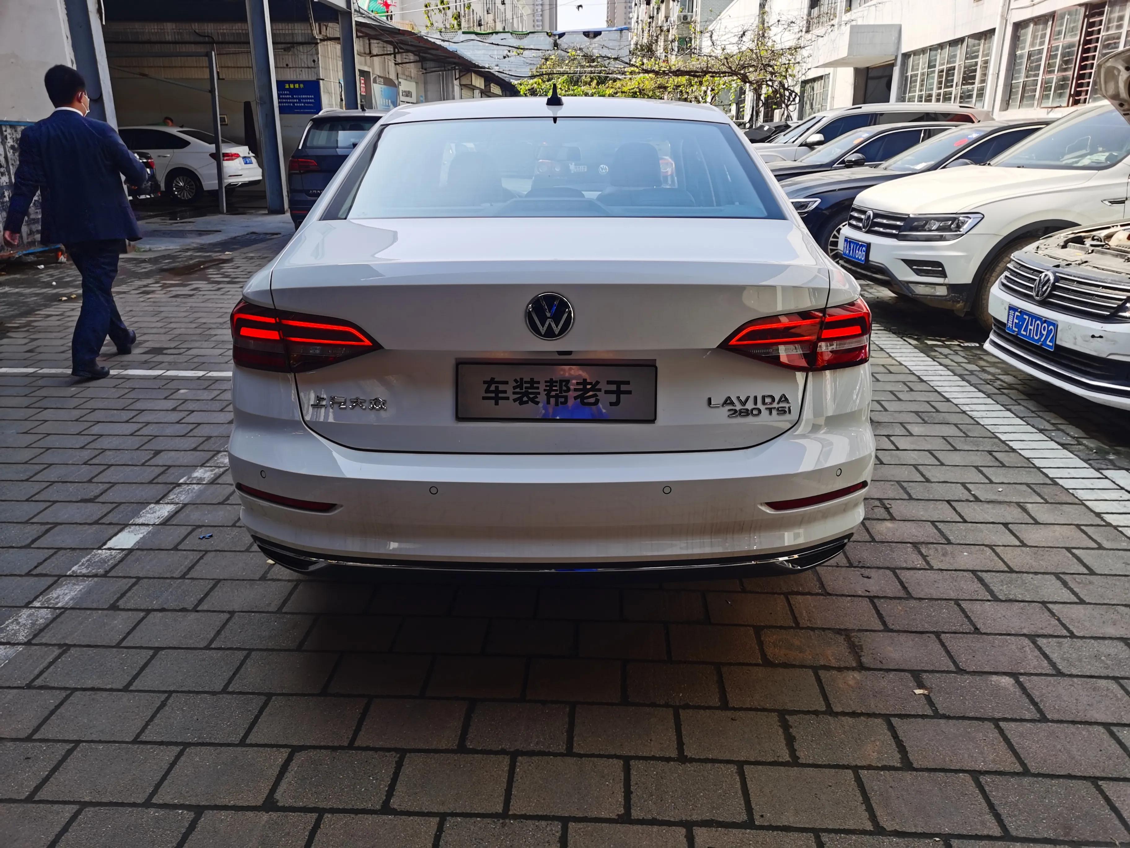 朗逸plus2018款280tsidsg豪华版,朗逸plus2022款280tsidsg豪华版