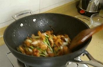 香辣鱿鱼最正宗的做法,香辣鱿鱼须香辣可口