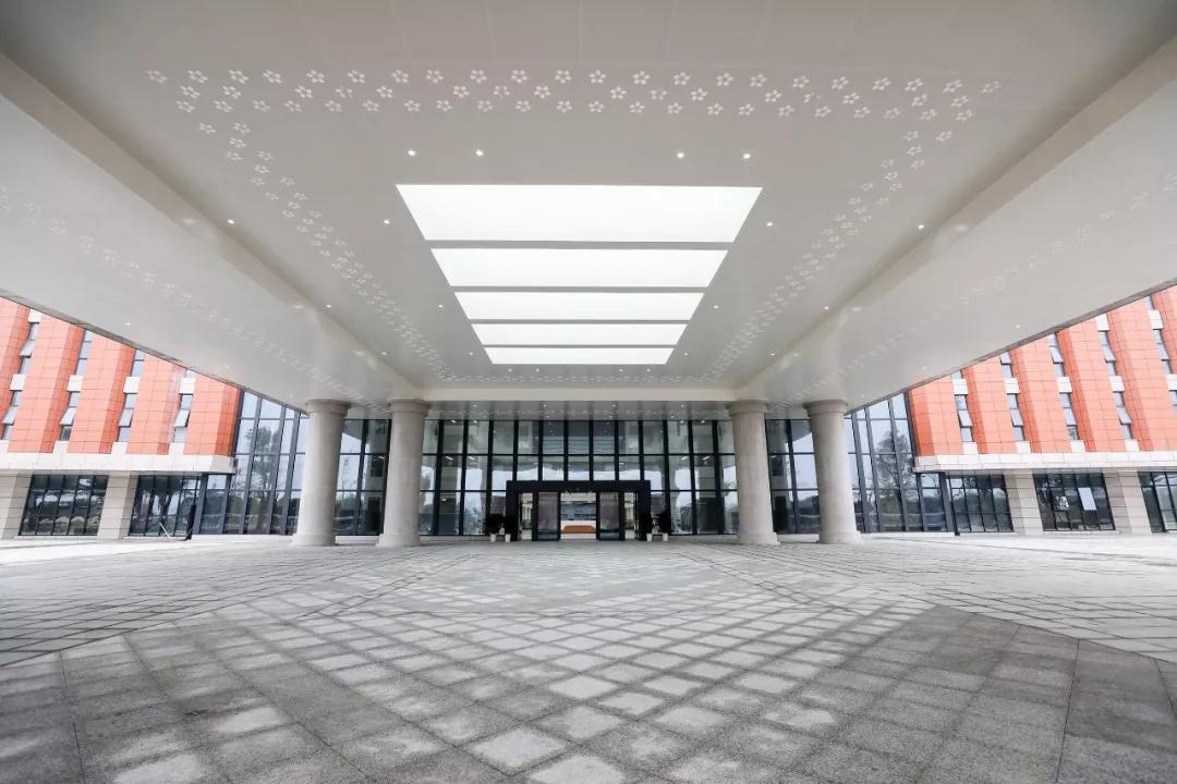 工人医院总院搬迁,一期工程竣工！大量美图曝光，简直太气派了