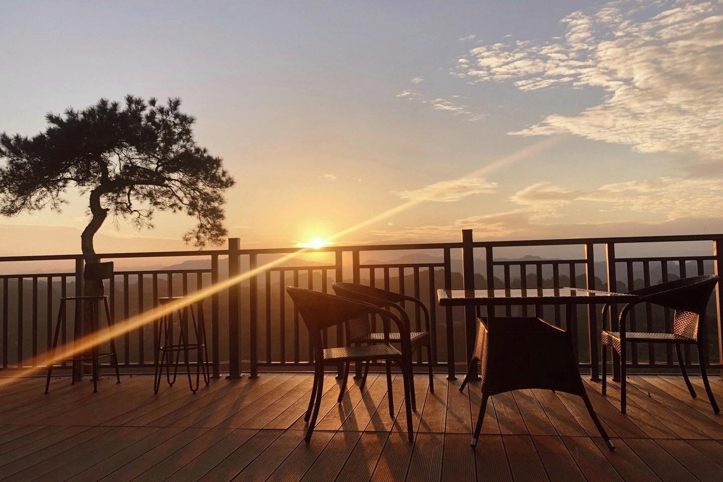 新昌穿岩十九峰农家乐住宿,绍兴穿岩十九峰风景区
