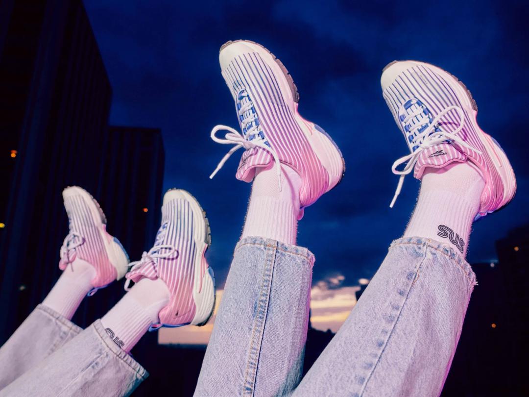 女明星钟爱的运动鞋,明星脚上的运动鞋