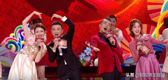 2011中央电视台网络春晚主持人,2011年的春晚主持人是谁