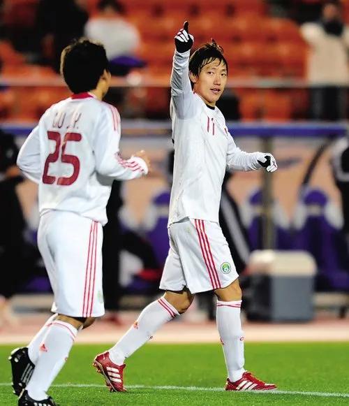 足球记忆长存心间,中国足球的超白金一代