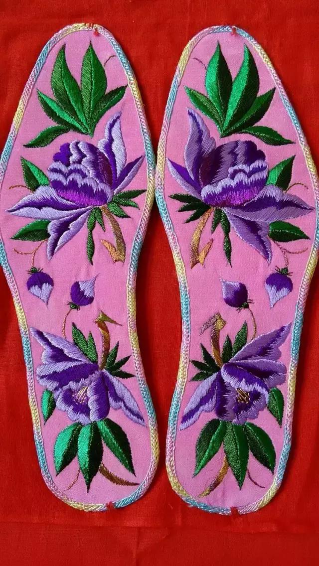 纯手工刺绣鞋垫都是什么图案,45款传统刺绣鞋垫