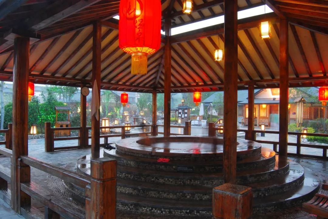 华山御温泉酒店套票,华山御温泉酒店军事夏令营