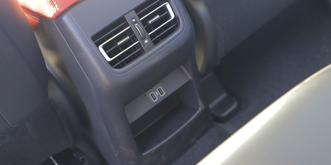 长安cs75蓝鲸版试驾测试,长安cs75蓝鲸版2.0t试驾2021款