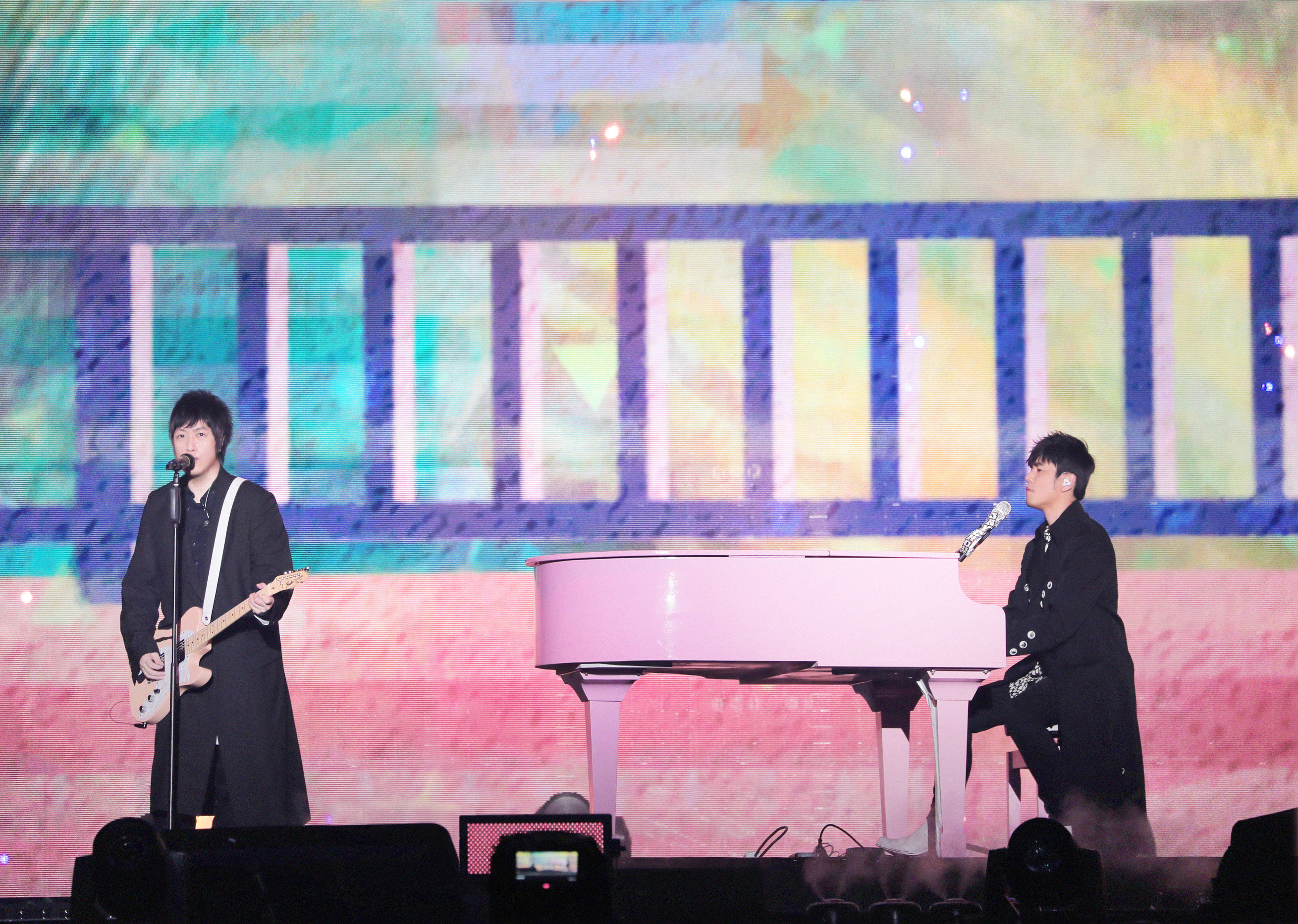 说好不哭mv周五组合,说好不哭周杰伦五月天合体