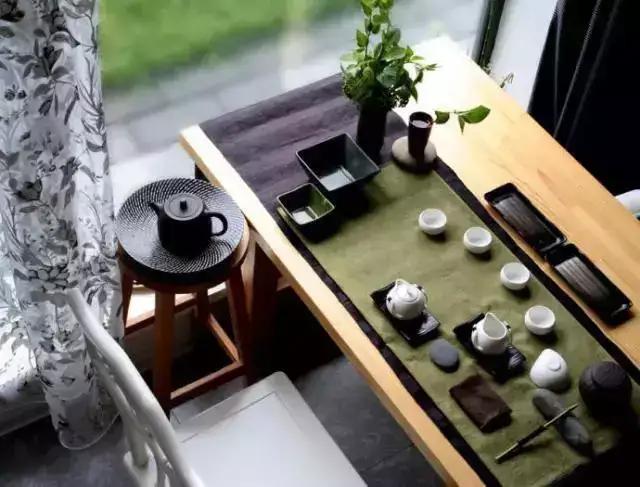 那个说“我啥也不会”的大姐，现在怎么样了？