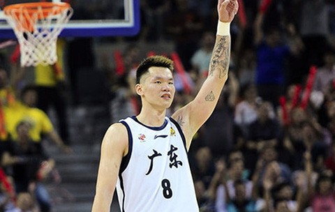 揭秘朱芳雨与现任妻子的恩爱秘密,朱芳雨三次婚姻