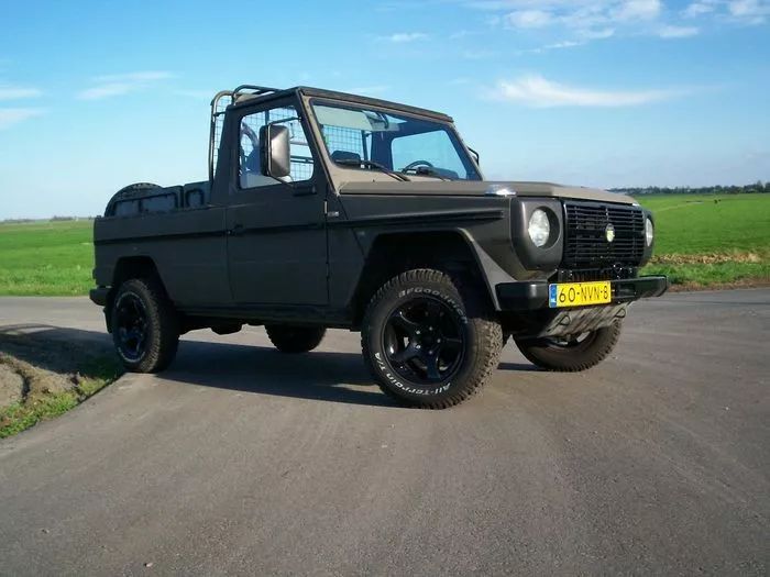 奔驰g六驱越野,六轮七座奔驰g系列越野车