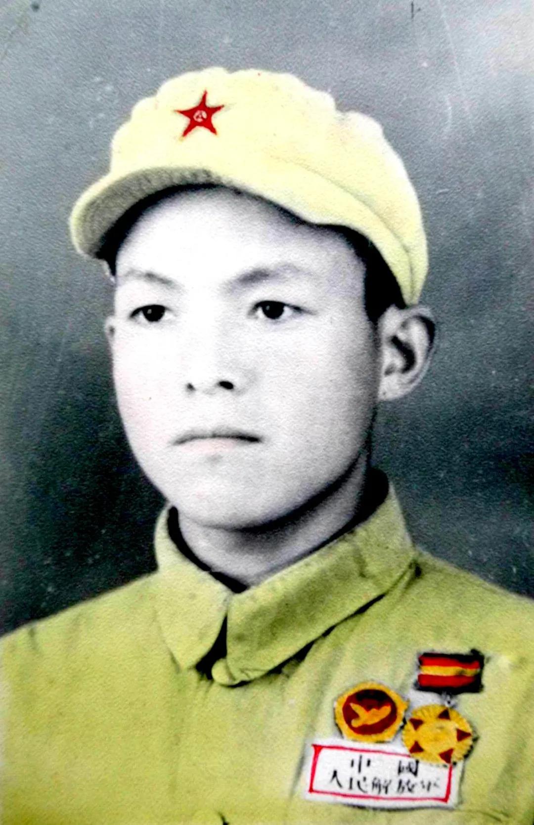 84岁老兵讲述抗美援朝,92岁老兵回忆抗美援朝数次落泪