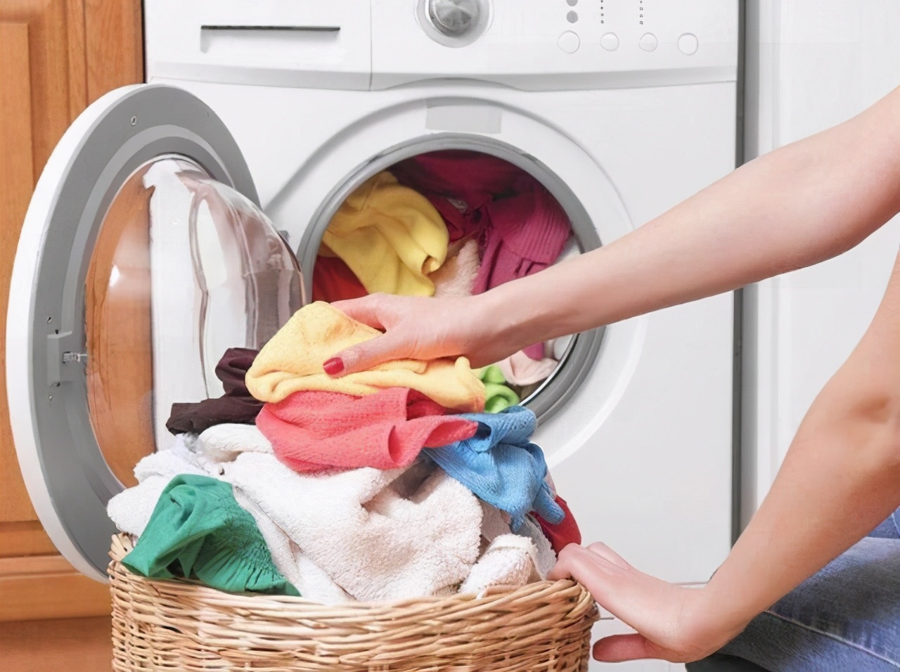 你衣服真洗干净了吗？用臭氧水洗衣除菌去洗衣粉残留保障穿衣健康