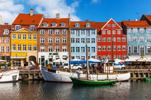 汇率起起伏伏，自然旅行跟着这张表格走，最划算