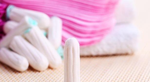 来月经第一天可以用姜洗头发吗,月经期间为什么不能做头发