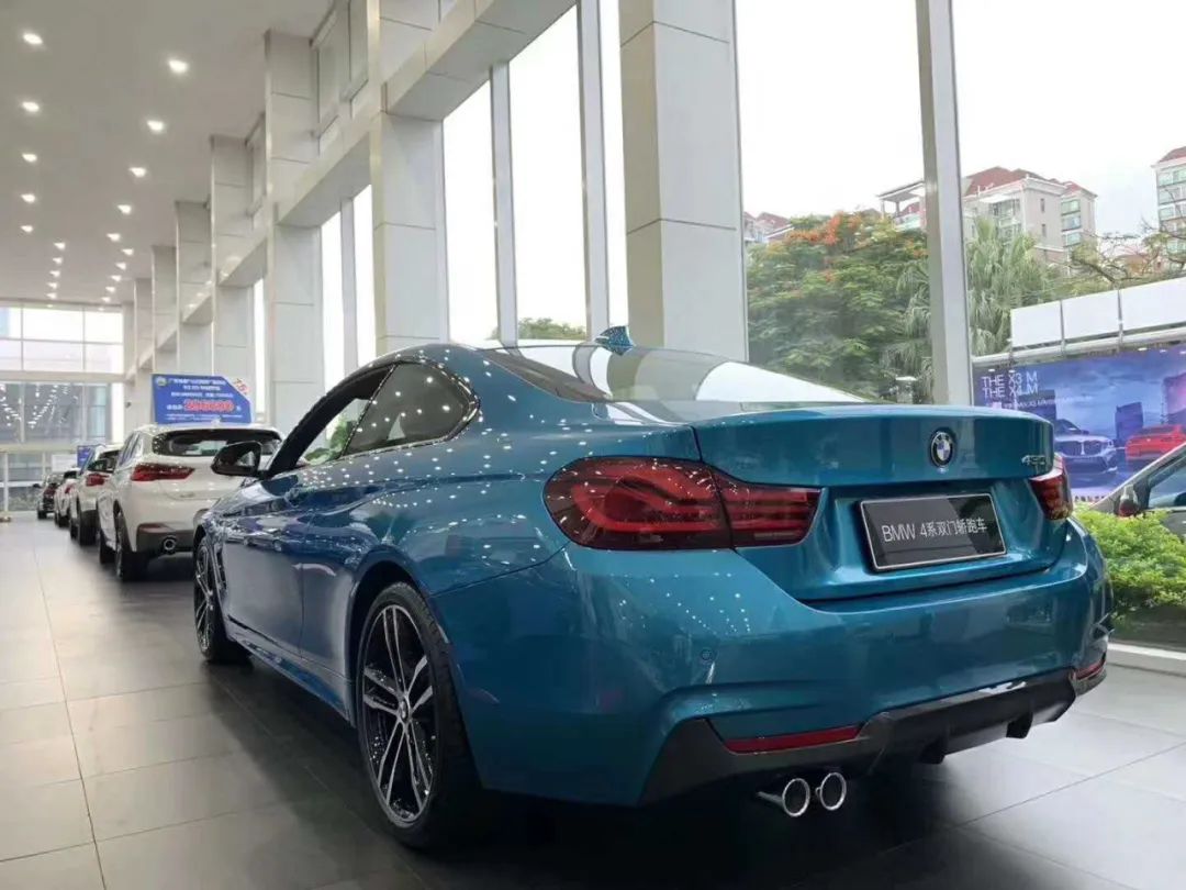 20岁大学生买下宝马430i，只因偶像的选择...他有着怎样的故事？