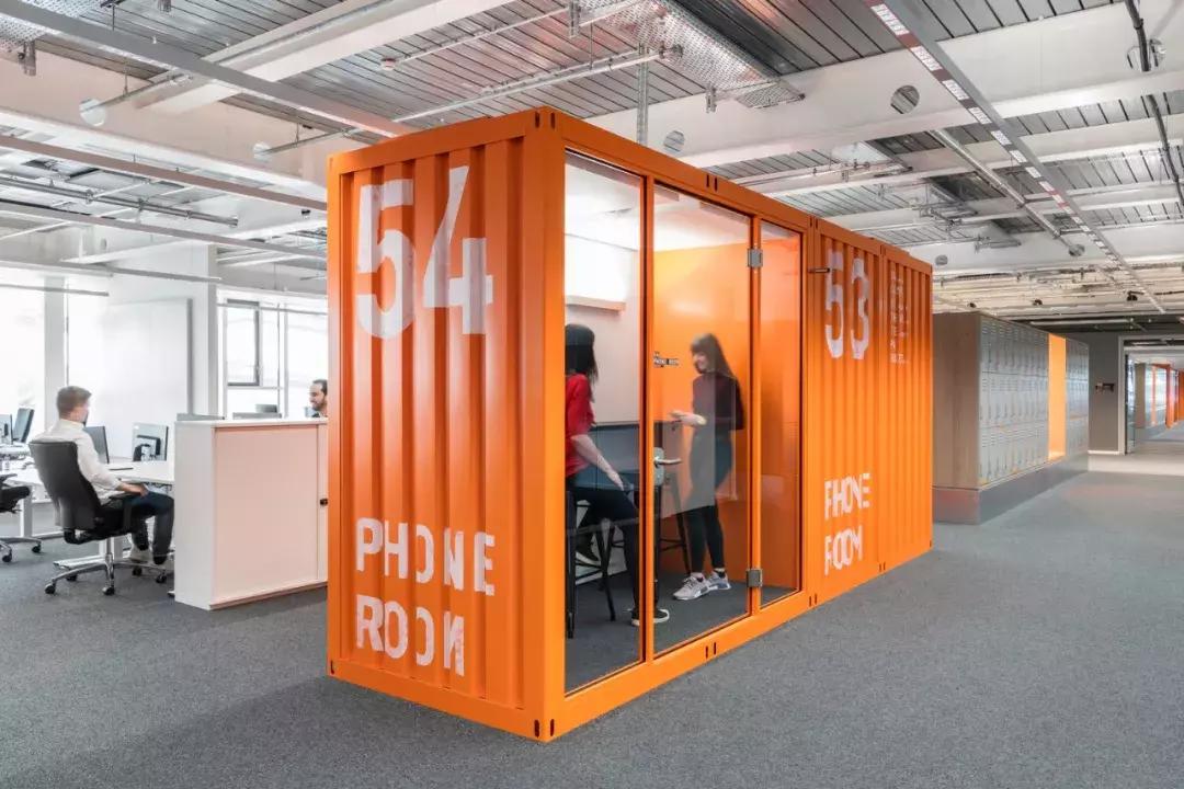 adidas总部照片,adidas总部上班