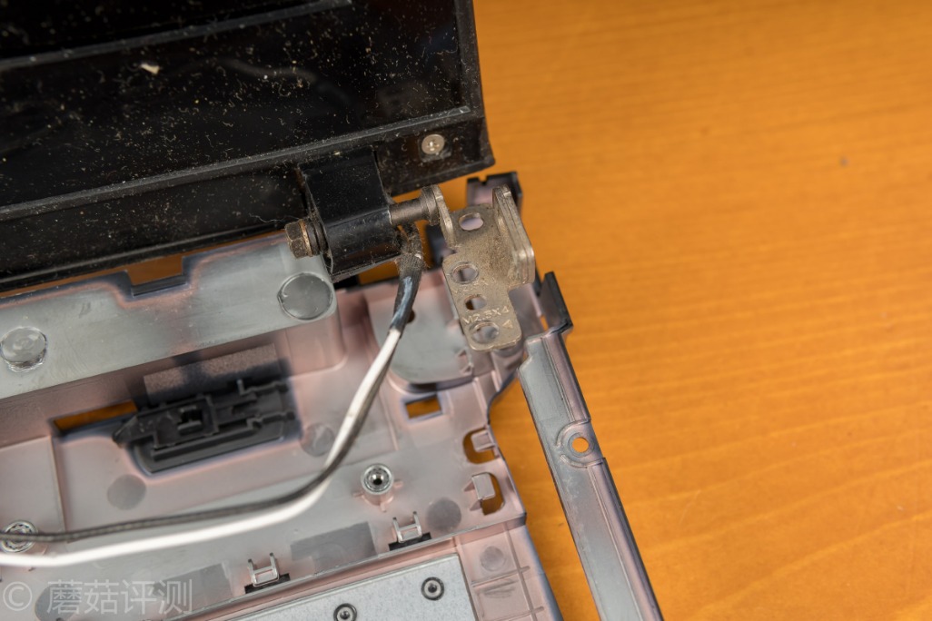 转轴坏了一定要换a壳吗,y400转轴断裂修复