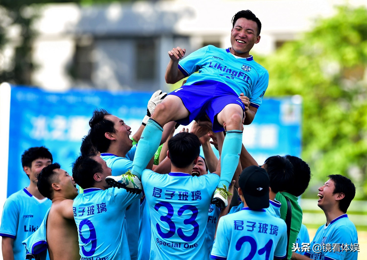 鐜嬮湝閲岀毊,閲岀毊涓轰腑鍥借冻鐞冪暀涓嬬殑韬奖