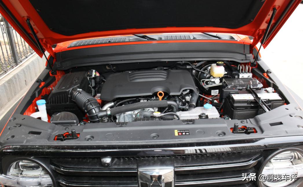 长得像坦克300的百万级别豪华suv,比坦克300还硬派的suv26万