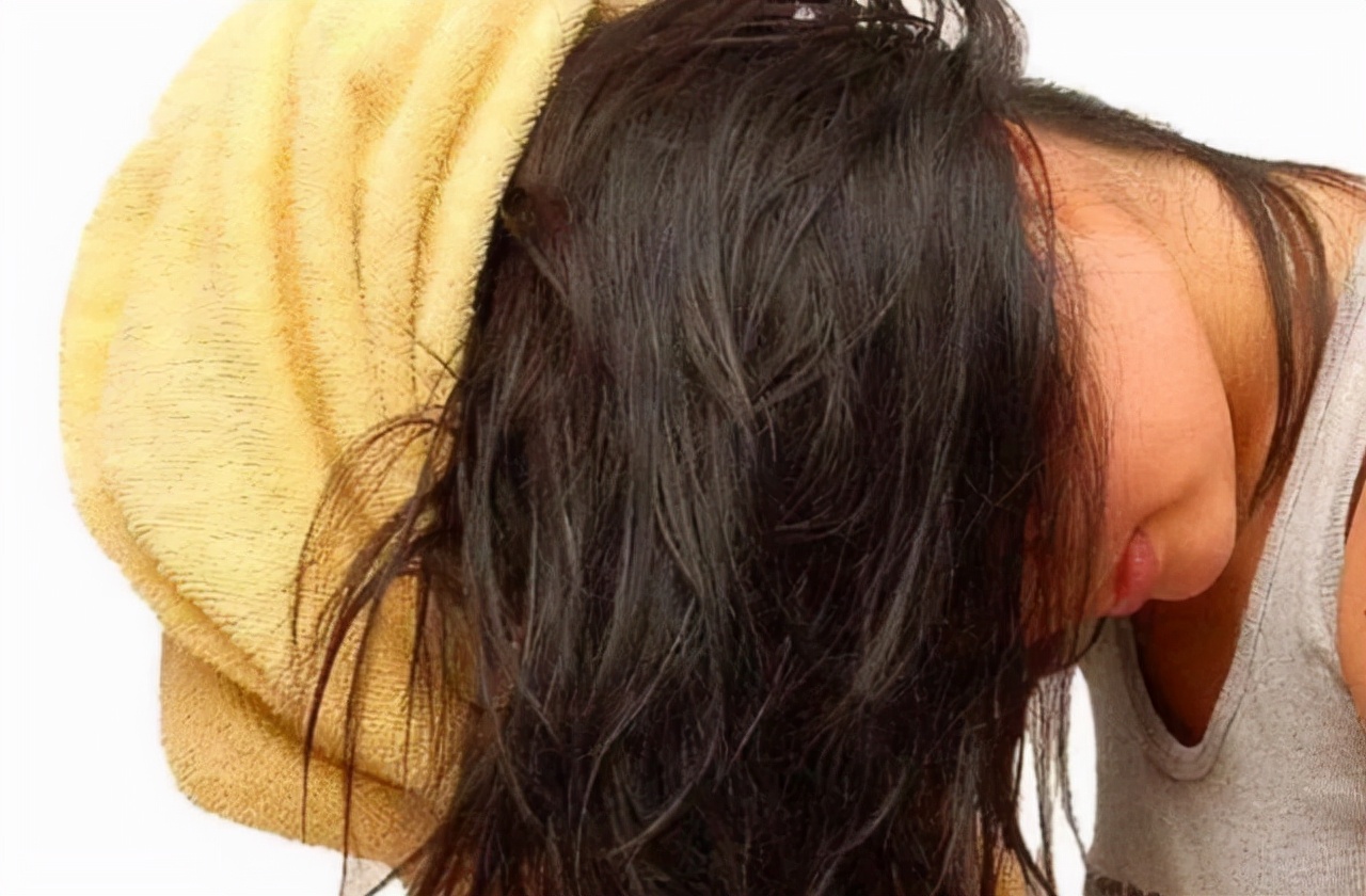 江苏一女子每日服用一片叶酸,五十二岁的女人吃叶酸一天几片