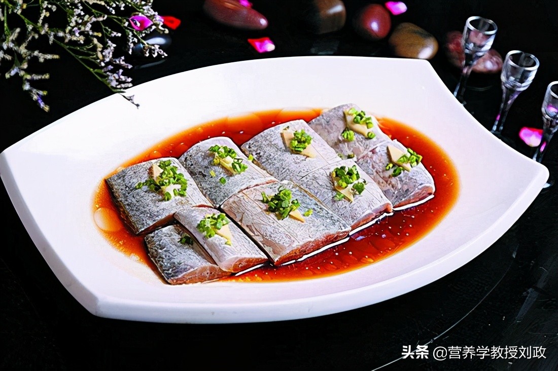 春天到了多吃带鱼营养高,春天吃什么带鱼