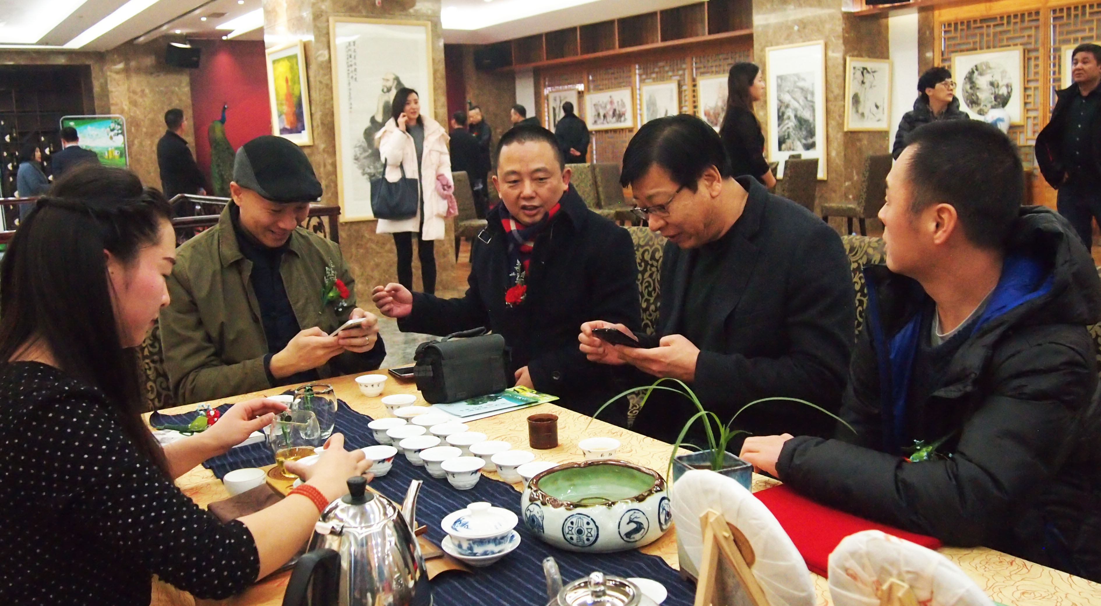 一农“气·象”陕西中青年画家2019迎新春作品展在西安隆重开幕！