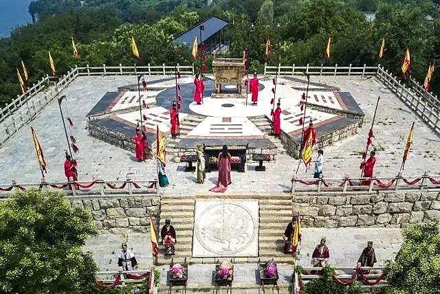 天上王城纪王是哪里人,天上王城纪王墓是哪个朝代的