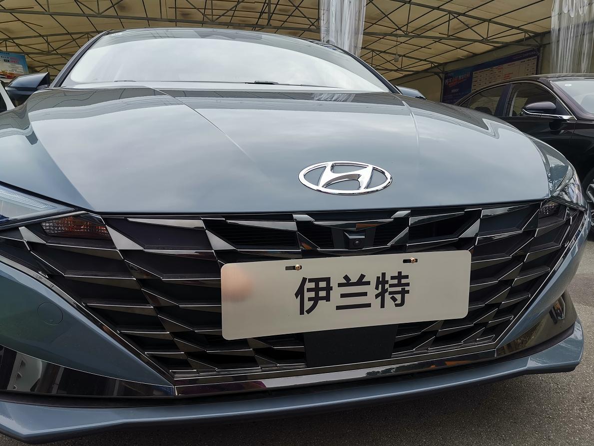 第七代伊兰特倒车影像,第七代伊兰特中控解析图片