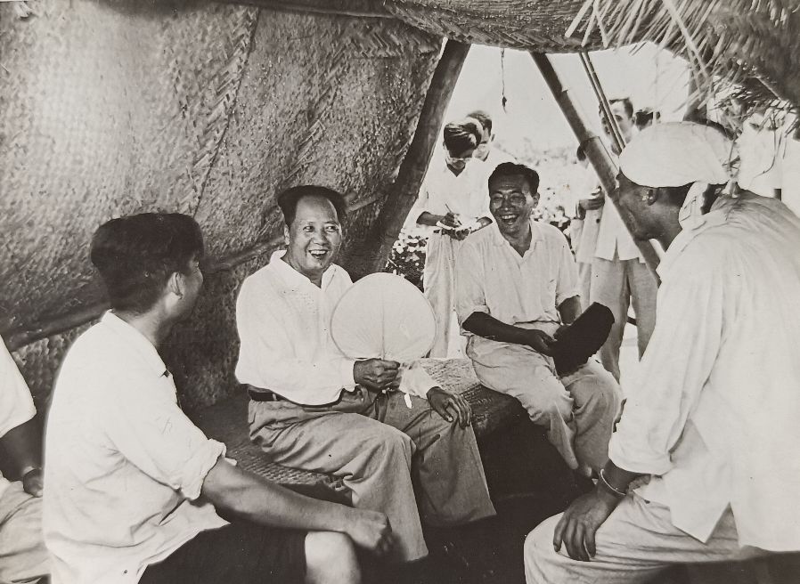 毛主席视察河北安国纪实