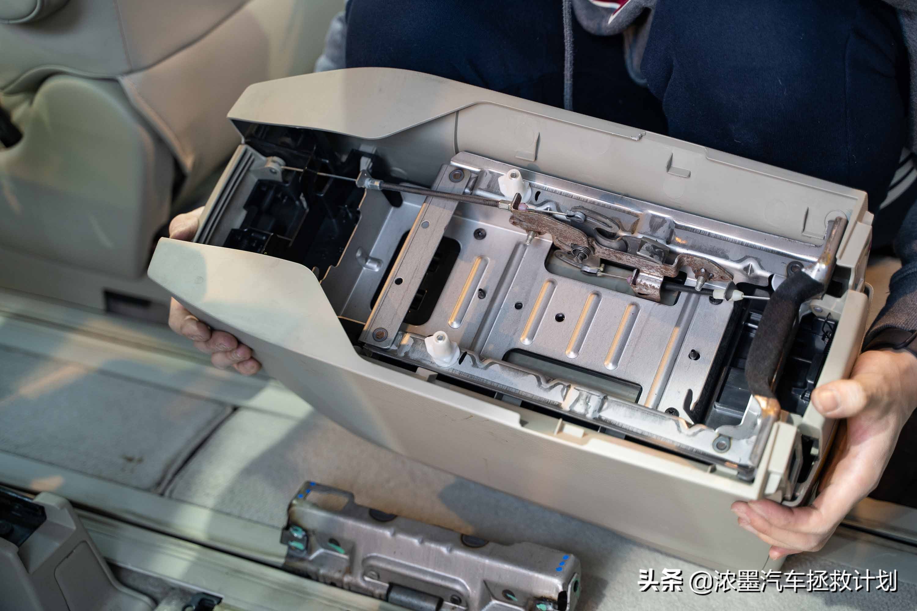 翻新一台老款丰田普瑞维亚,丰田普瑞维亚大翻新