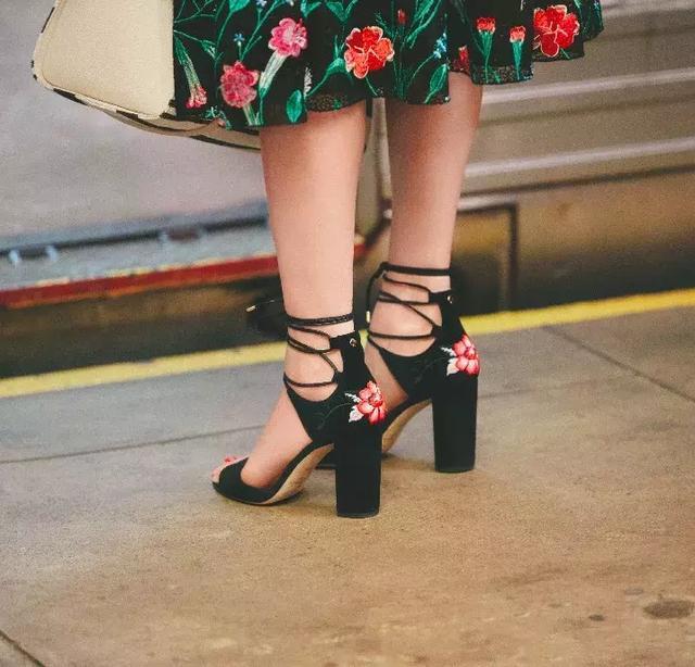 世界上最难穿的十款高跟鞋,世界上最美的十种高跟鞋