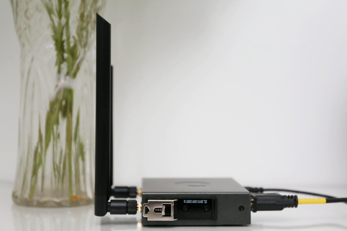 蒲公英4g无线工业级路由器r300a,蒲公英r300a用4g流量卡信号不好