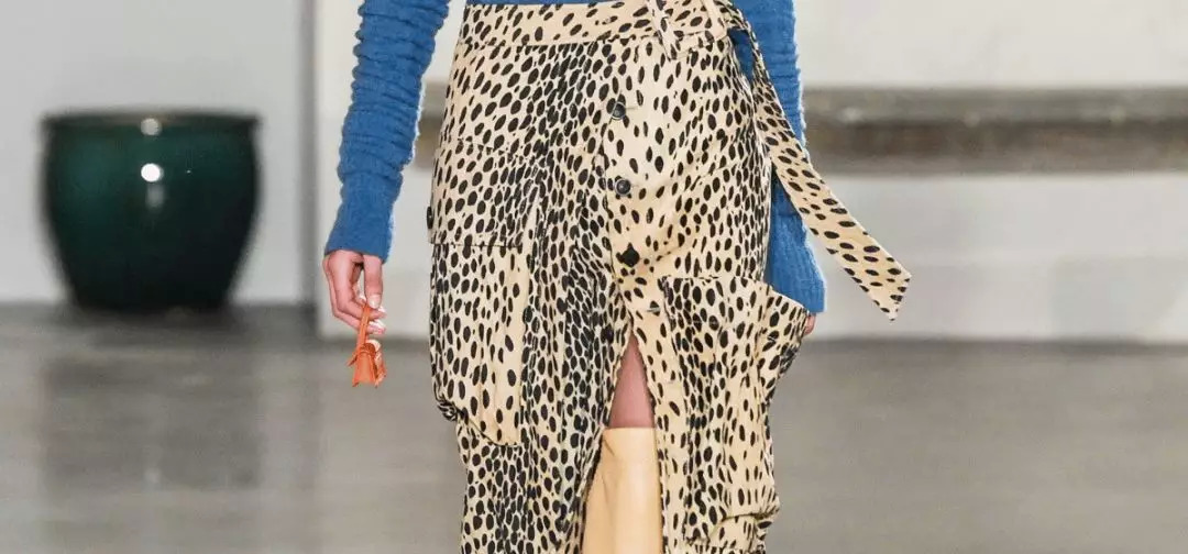 我的胸,我的手指,我的脚腕……都需要一只包包