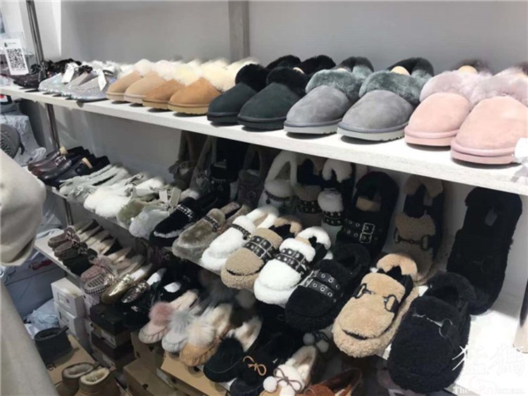 河南十八线小乡村制造出ugg雪地靴,河南的ugg雪地靴是原厂吗