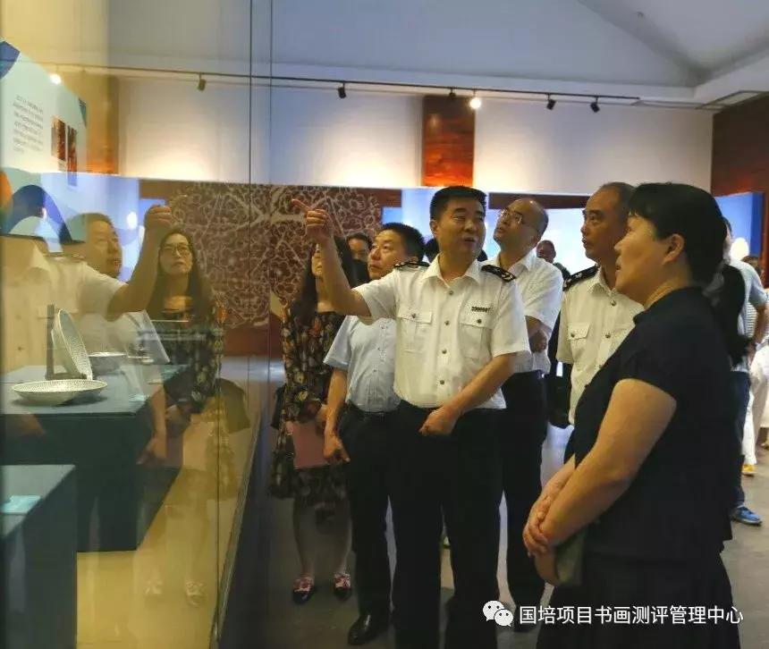 携带回国物品的海关规定,出境带书画有要求吗