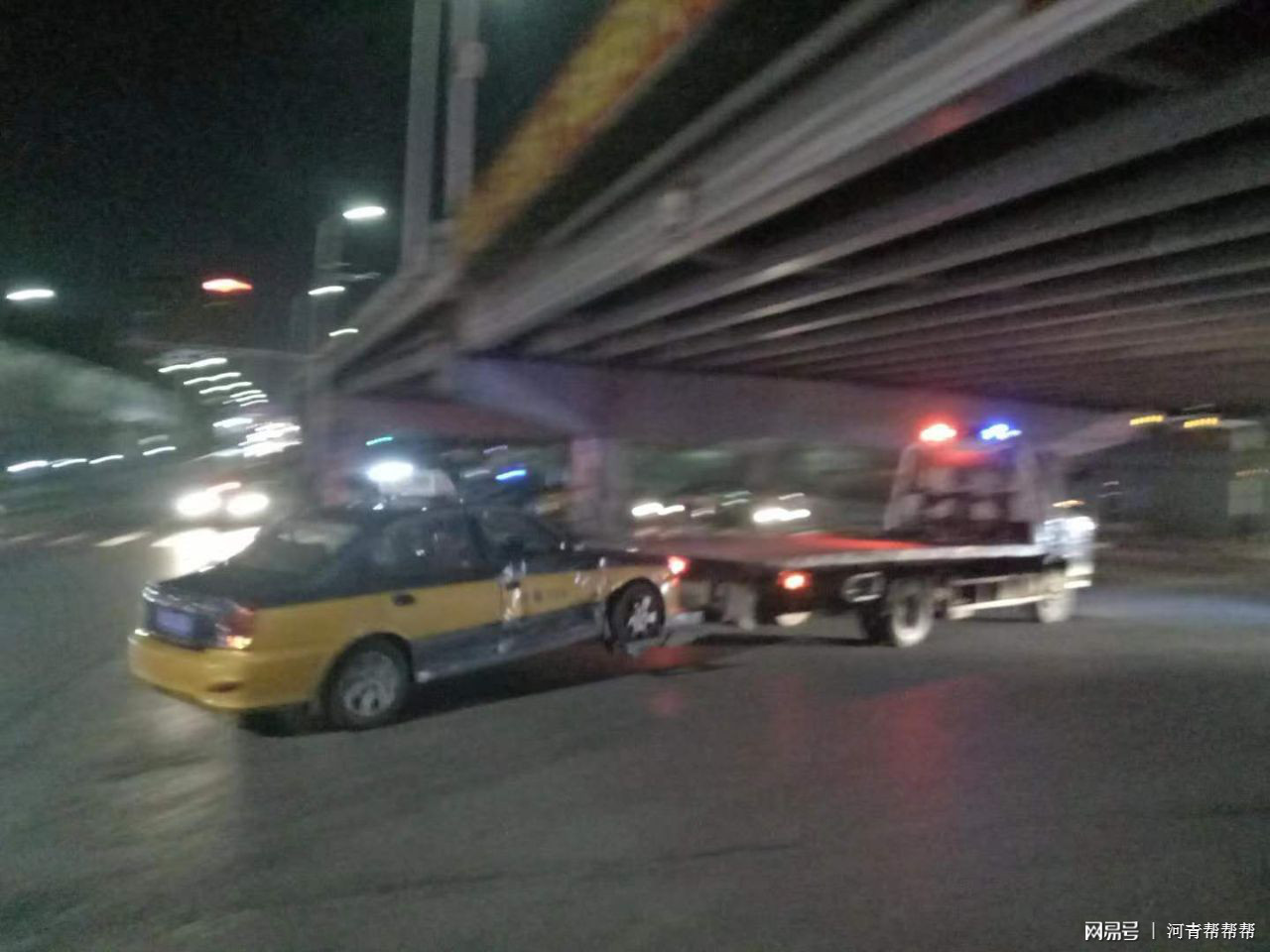 石家庄市出租车事故,天津出租车司机撞车后逃跑后续