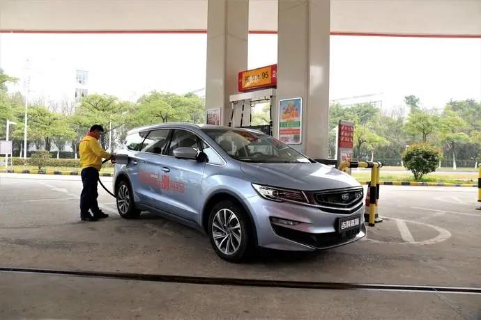 15万空间大省油的suv,买车没头绪15万元家轿首选这几款