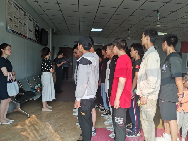 广安电力职业技术学校怎么样,广安电力职业技术学校地图