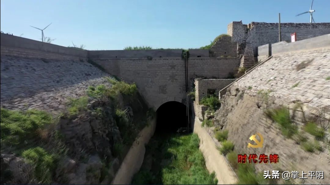 致敬红旗渠劳模事迹,传承红旗渠精神争做新时代先锋